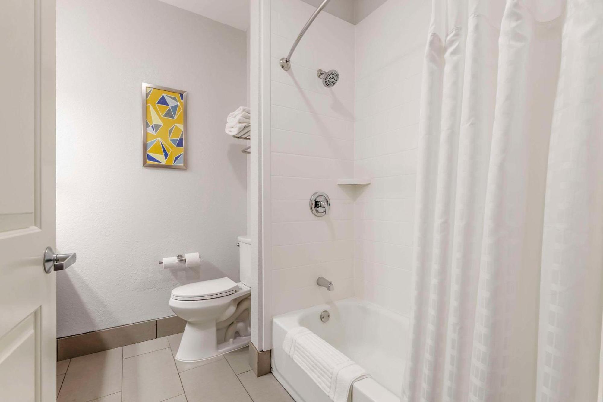 Comfort Inn & Suites New Lisbon Экстерьер фото