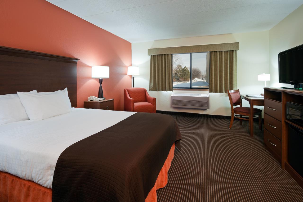 Comfort Inn & Suites New Lisbon Экстерьер фото
